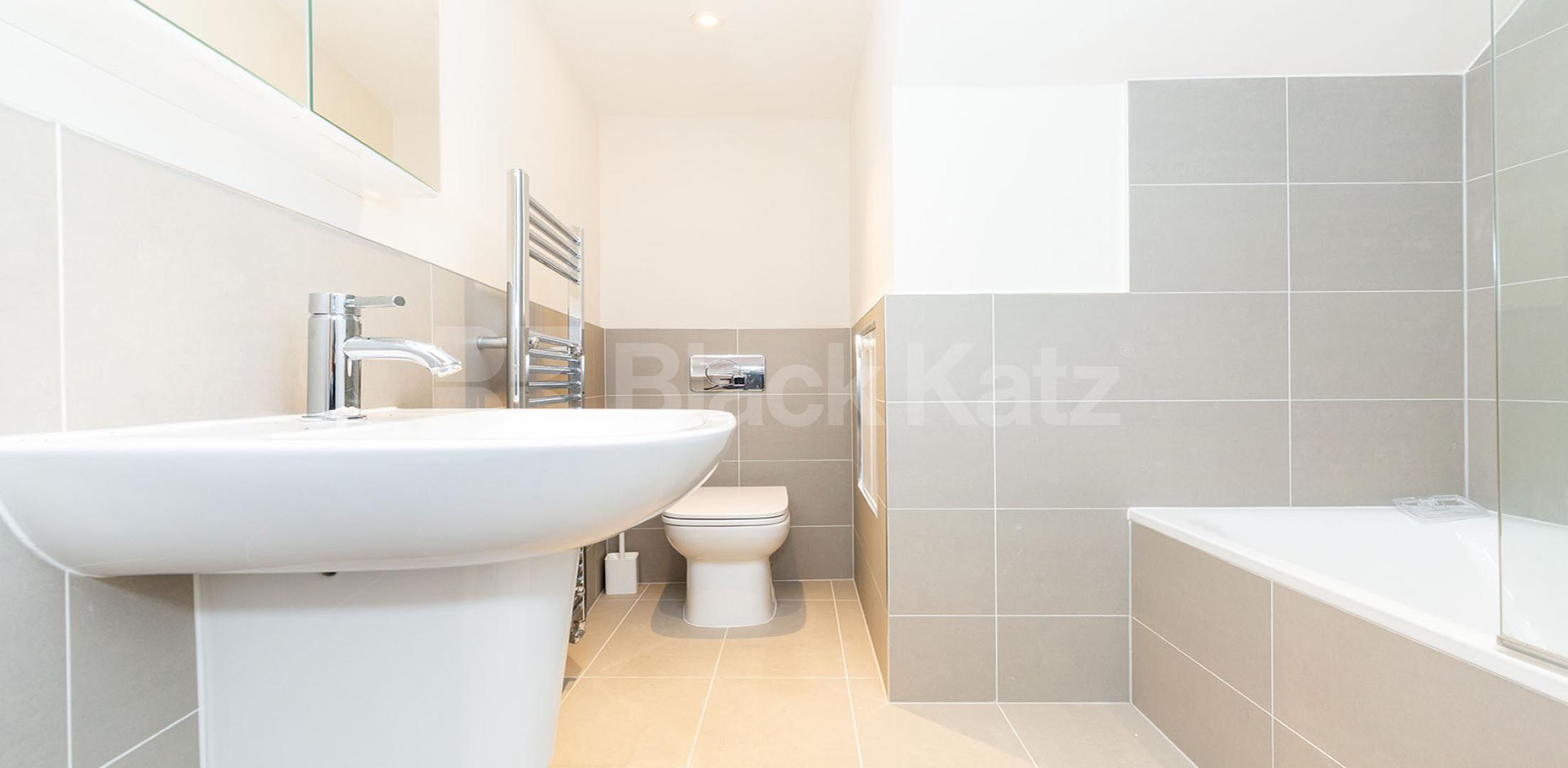 			1 Bedroom, 1 bath, 1 reception Apartment			 DOVE ROAD , CANONBURY-ISLINGTON